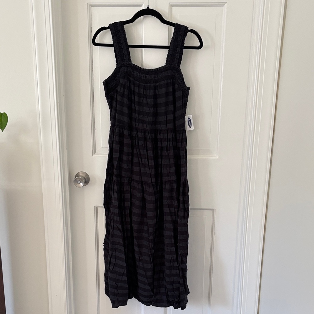NWT Black Old Navy Striped Sleeveless Dress